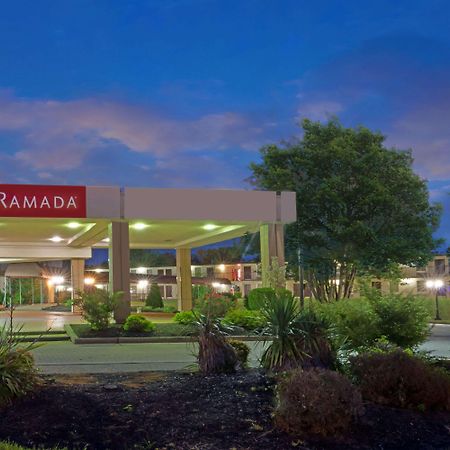 Ramada By Wyndham Louisville North Buitenkant foto